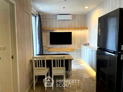 คอนโดให้เช่า : คอนโด 2 ห้องนอน ในโครงการ Pathumwan Resort ห่าง BTS พญาไท 200 ม (ID 2235231)