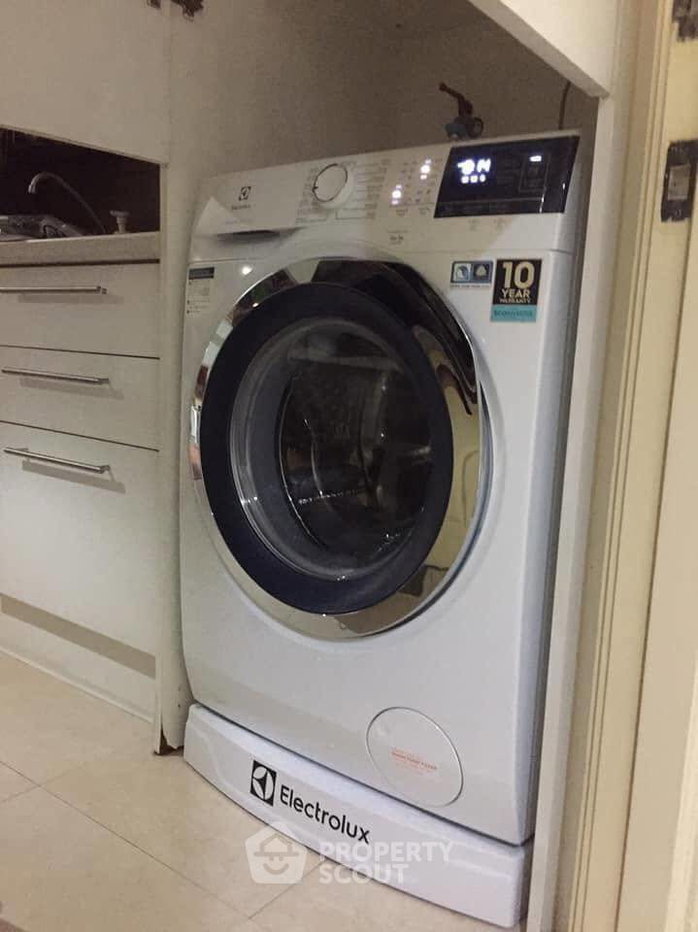 picture Pet-Friendly 1-BR, 35 Sqm On 12th Floor | Grand Park Near BTS (ID 3016203) - 9/9