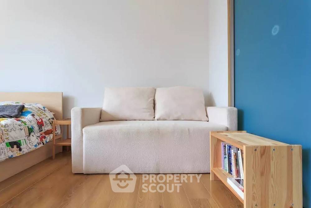 picture 1-BR Condo At Quad Sathon, 5th Floor Near BTS Saint Louis (ID 309817) - 3/6