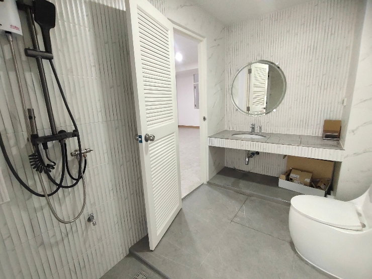 รูป For Rent (ให้เช่า) อาคาร4ชั้นเล่นระดับที่หายาก ซื้อพักอาศัย หรือ เปิดกิจการ ในพื้นที่นี้ พร้อมเฟอร์นิเจอร์ +แอร์ติดตั้งทุกห้อง พร้อมอยู่ - รูปที่ 25/34