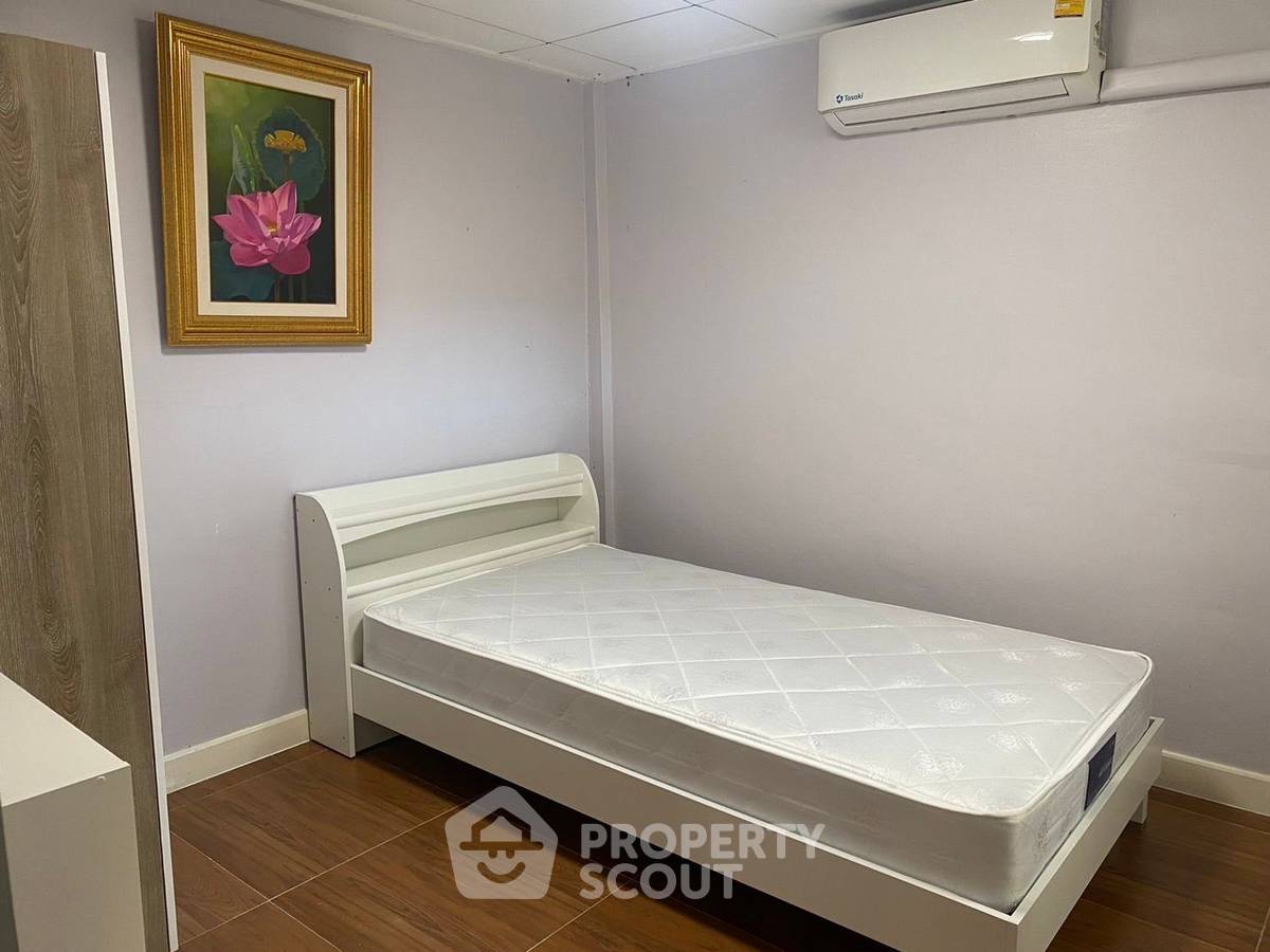 picture Pet-Friendly 4-BR House For Rent Near Bang Chak, Phra Khanong (ID 1549488) - 16/38