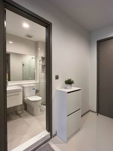 1-bed condo for rent, 32.4 sqm, Life Asoke Hype