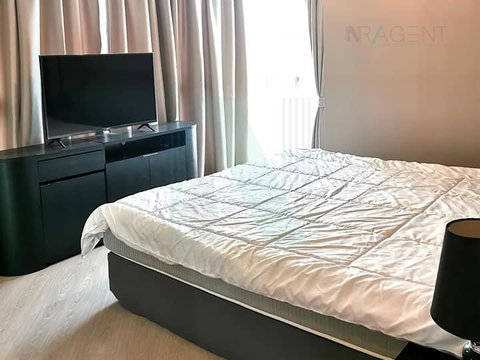 🎉 For Rent Condo RHYTHM SUKHUMVIT 44/1 Building 1, Floor 23,2 bed room, Room size 68.00 sqm