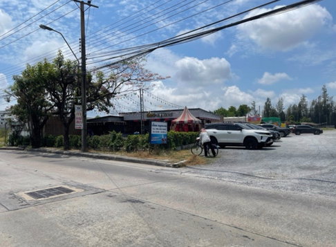 URGENT SALE! Filled Land Plot in Suksawat 76 Soi 13. Size 5 Rai (2,000 sq.wah) – Only 35,000 THB/sq.wah!