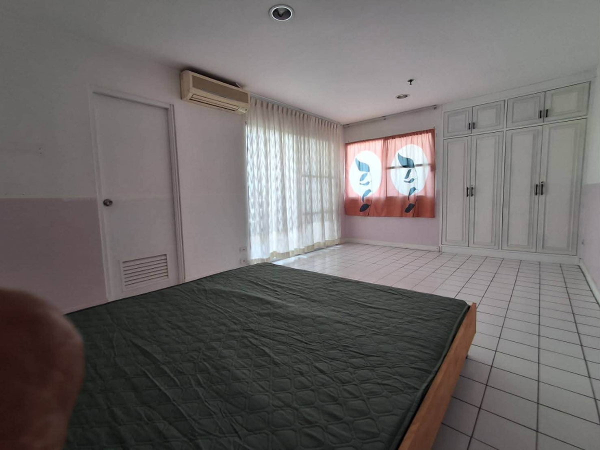 picture Tara Ruankaew Condominium, Soi Ramkhamhaeng 43/1 - 2/6