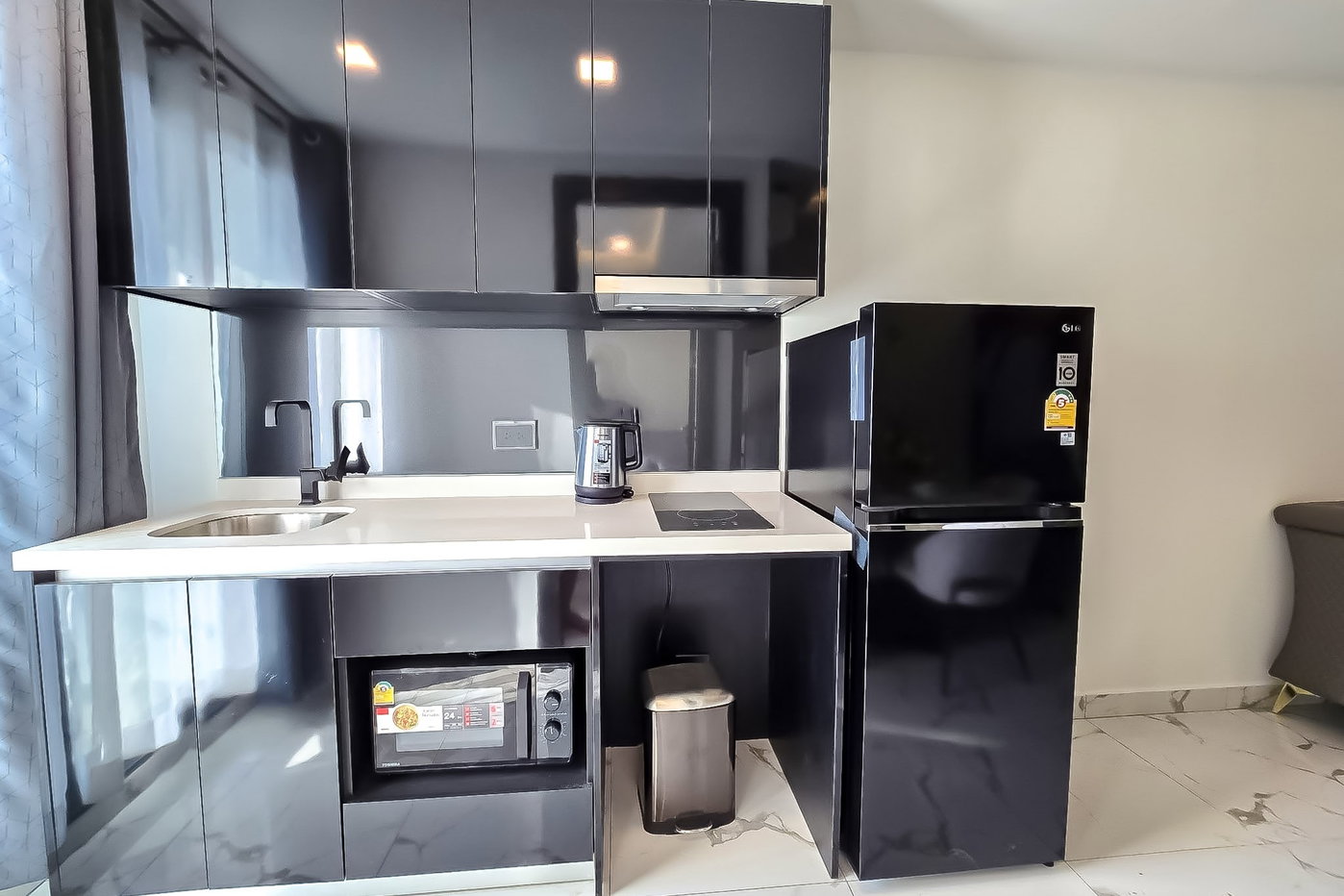 picture Condo for Sale Arcadia Millennium Tower 1Bed High Floor - 6/10