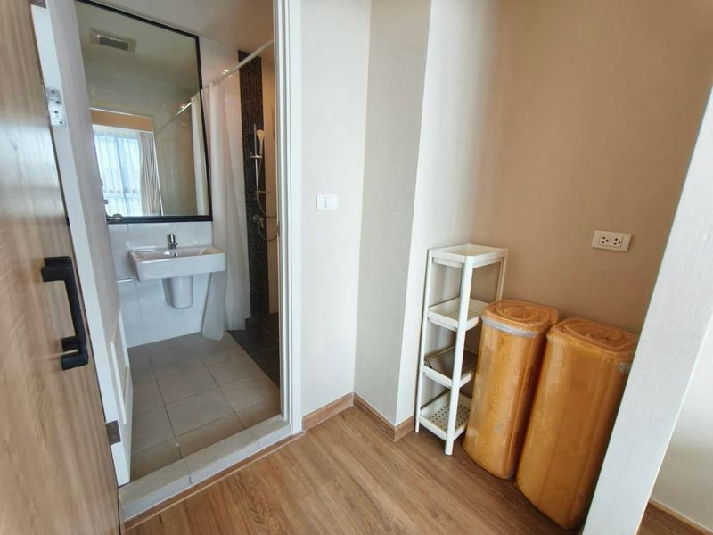 picture Renovated 2 bedroom for sale 61.25 sqm. - 19/23