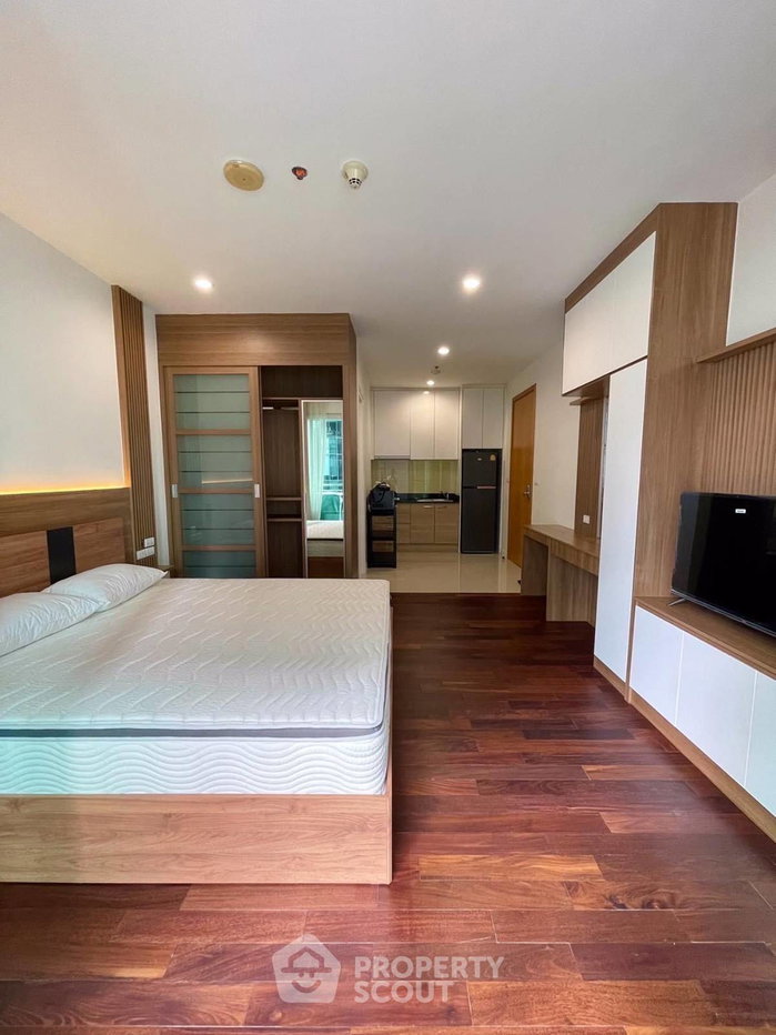รูป คอนโด 1 ห้องนอน Circle Condominium ชั้น 24 | ใกล้ MRT เพชรบุรี (ID 1541401) - รูปที่ 1/6