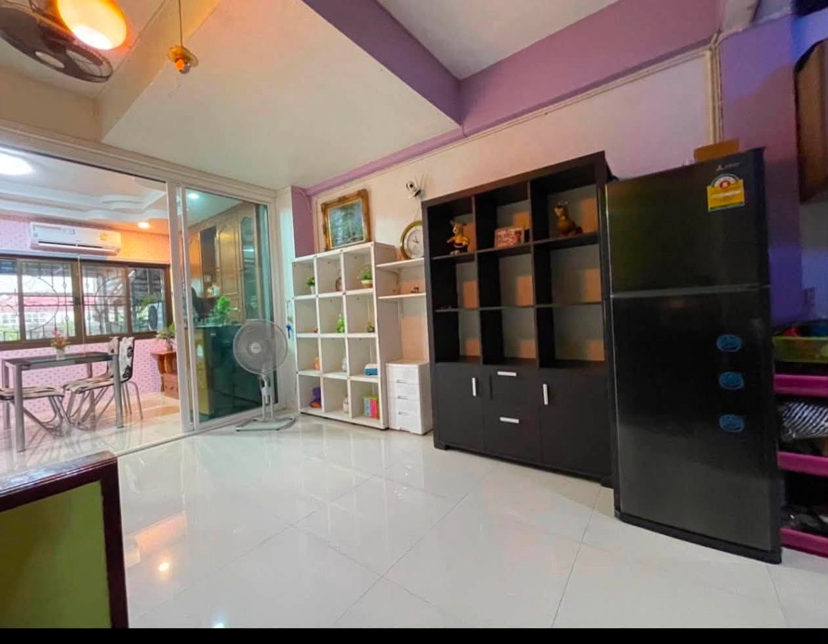 รูป บ้านทาวน์เฮาส์ใจกลางพัทยา ทำเลทองโซนพัทยากลาง ใกล้สุขุมวิท 2ห้องนอน 2ห้องน้ำ - รูปที่ 11/13