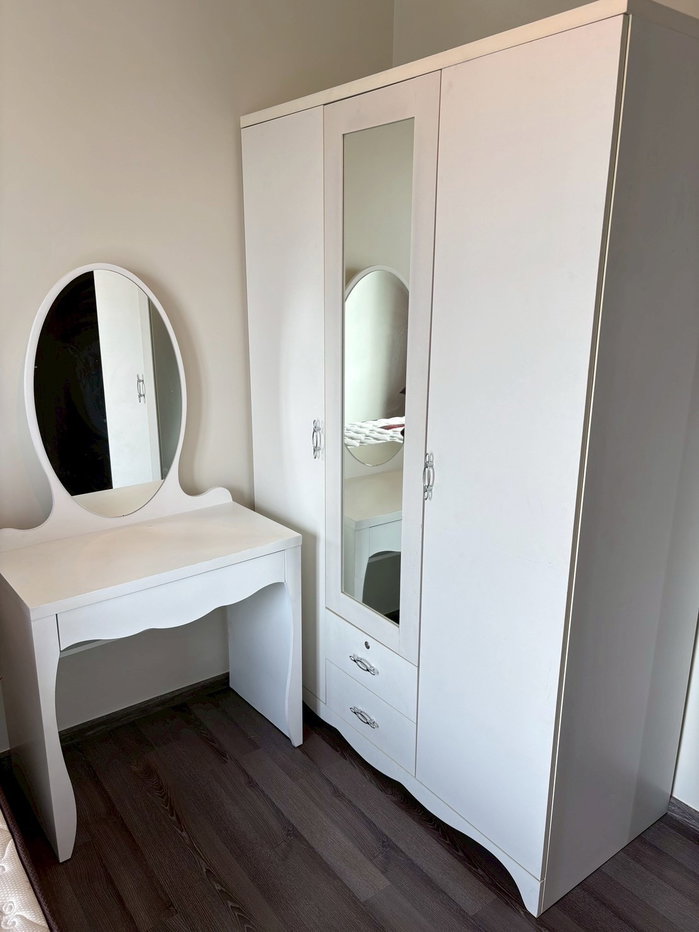 picture Condo For Rent!!The Base Park East - 8/10