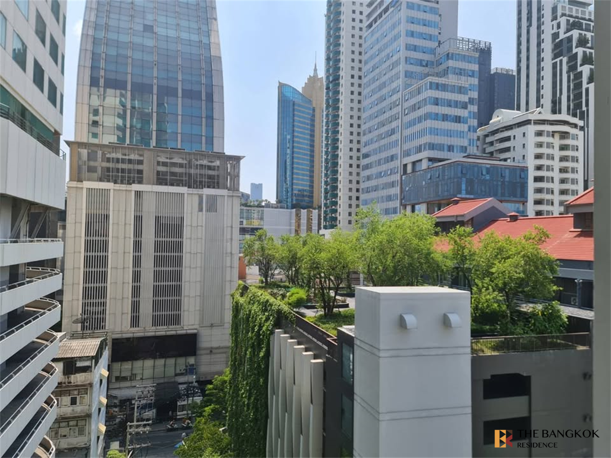 picture The Edge Sukhumvit 23 near MRT Sukhumvit Station - 1/10