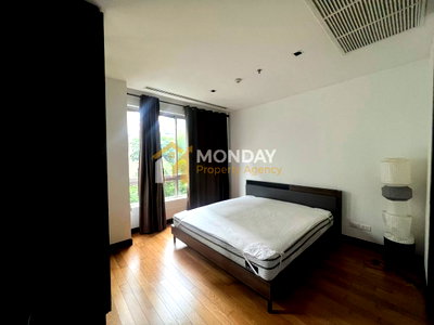 Condos for sale : 🔥MD-26066684 Rare Item! Beautiful Condo, Below Market Price! The Loft Yen Akat. Book Now Before It's Gone! 🔥