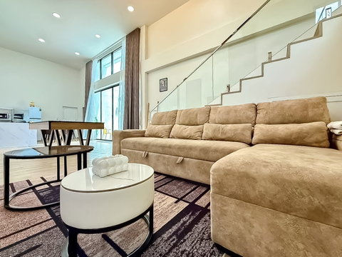 Stylish Pool Villa for Sale Huay Yai East Pattaya 4Bedroom