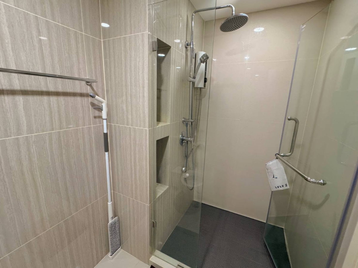 picture 🔥For Sale IKON Sukhumvit 77 Condominium | 🚆 Near BTS On Nut - 3/8