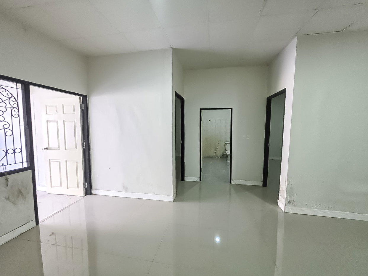รูป Townhouse for Sale Mabprachan Reservoir East Pattaya 3 Bed - รูปที่ 2/10