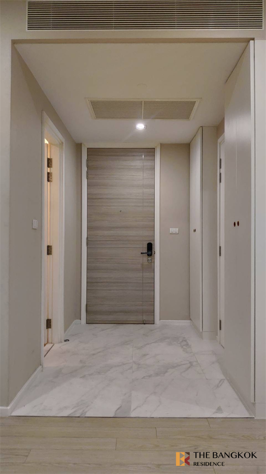 picture The Room Sukhumvit  21  Start Elevated Living at a Price Youll Love - 8/10