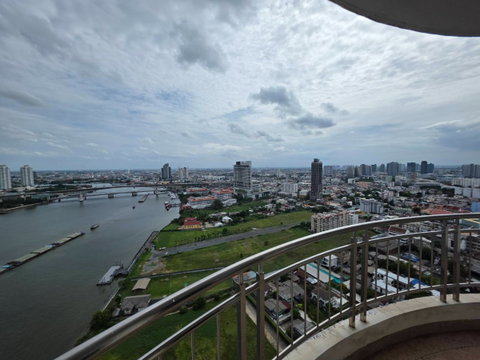 URGENT ROOM FOR RENT / Supalai River Resort/ 2 BD 2 BR /88 sqm/ 34th floor Riverview