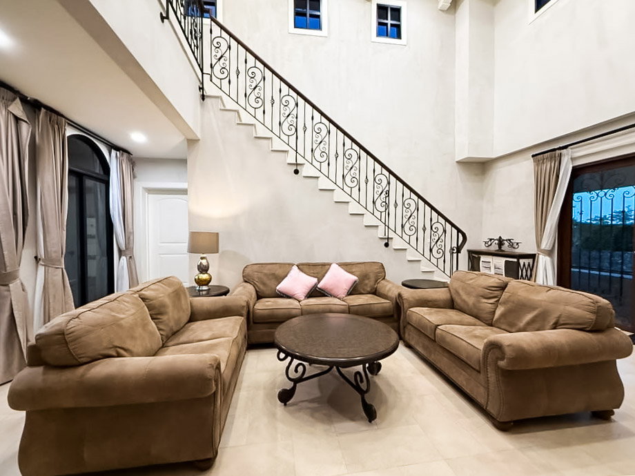 รูป Tuscan Style Pool Villa for Rent Na Jomtien Pattaya - รูปที่ 4/17