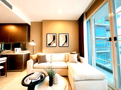 ขายคอนโด : 🔥 ขายคอนโดหรูริมแม่น้ำ ✅ แม่น้ำ เรสซิเดนท์ (Menam Residences) ใกล้ BTS สะพานตากสิน