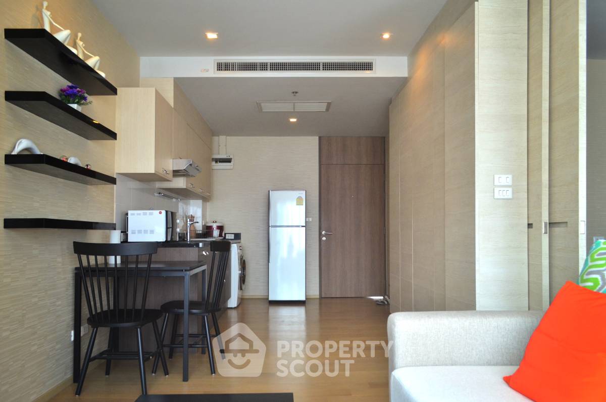 รูป คอนโด 1 ห้องนอน 52 ตร.ม. Noble Refine Prompong ใกล้ BTS พร้อมพงษ์ 200 ม. (ID 619807) - รูปที่ 4/13