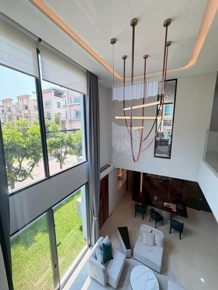 รูป ขายบ้านเดี่ยว 3 ชั้น โครงการปรีชา ราม 3 – รามคำแหง–พัฒนาการ บ้านหลังใหญ่ พร้อมลิฟต์ส่วนตัว ขายต่ำกว่าราคาประเมิน - รูปที่ 4/12