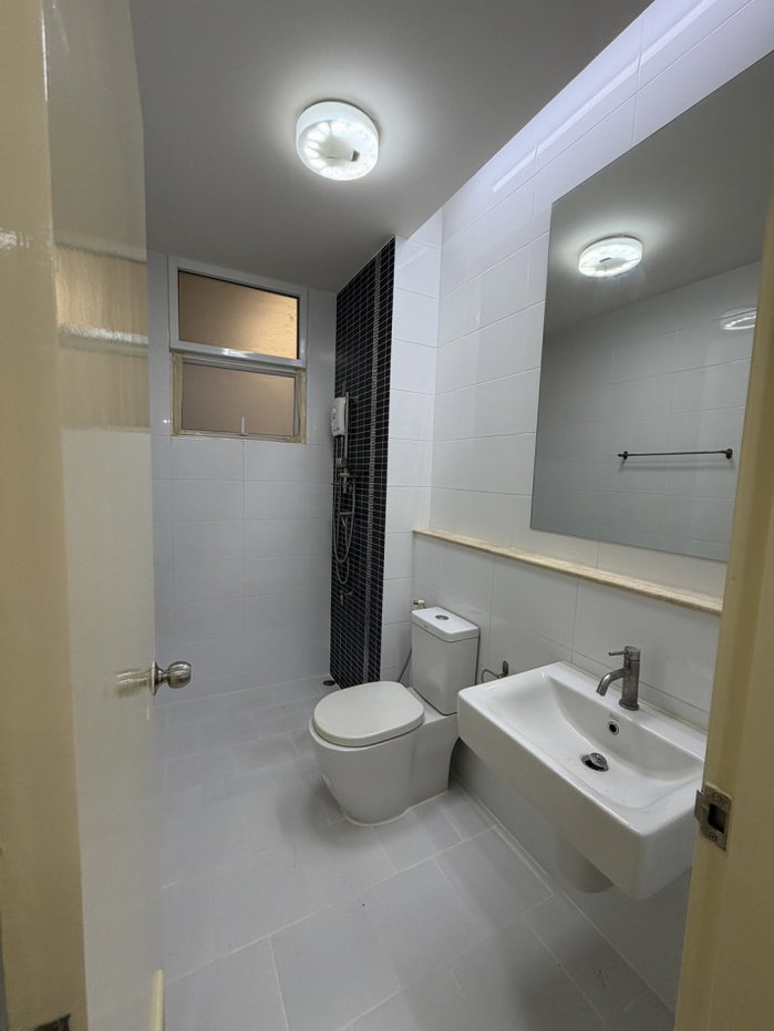 รูป ขายทาวน์เฮาส์ 2 ชั้น 20 ตร.ว. หมู่บ้านซิตี้เซนส์ วัชรพล | * หลังบ้านไม่ติดใคร ใกล้เพลินนารีมอลล์ - รูปที่ 10/12