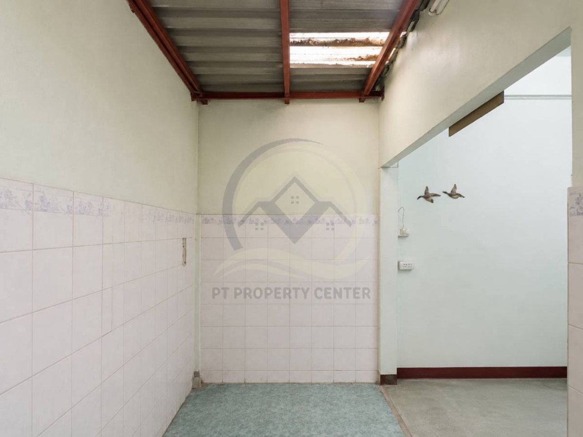 รูป หมู่บ้านปรีชา 9 ทาวน์โฮม 2 ชั้น ซอยรามคำแหง 186 มีนบุรี ทำเลศักยภาพ ต่อเติมครบ ติดถนนรามคำแหง ใกล้รถไฟฟ้า เปิดโอกาสให้เจรจาต่อรองได้ - รูปที่ 7/16