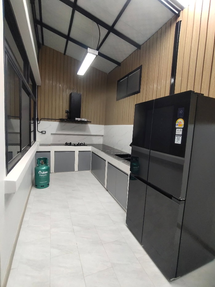 รูป For Rent (ให้เช่า) อาคาร4ชั้นเล่นระดับที่หายาก ซื้อพักอาศัย หรือ เปิดกิจการ ในพื้นที่นี้ พร้อมเฟอร์นิเจอร์ +แอร์ติดตั้งทุกห้อง พร้อมอยู่ - รูปที่ 15/34
