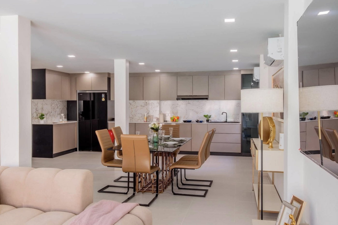 picture High End Pool House for Sale Central Pattaya 7 Bedroom - 4/21