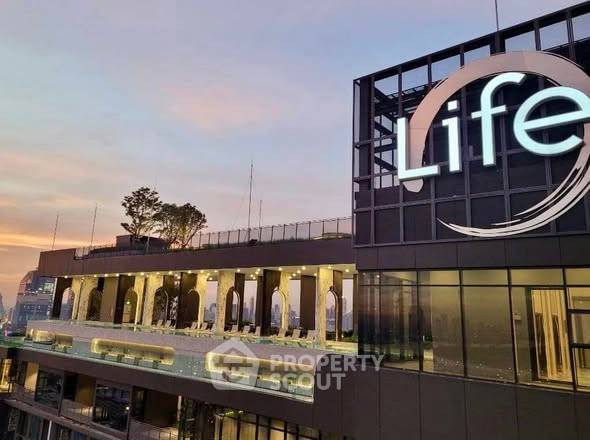 รูป คอนโด 2 ห้องนอน ชั้น 32 Life Rama 4 - Asoke ใกล้ MRT Queen Sirikit 400 ม. (ID 3017336) - รูปที่ 1/37