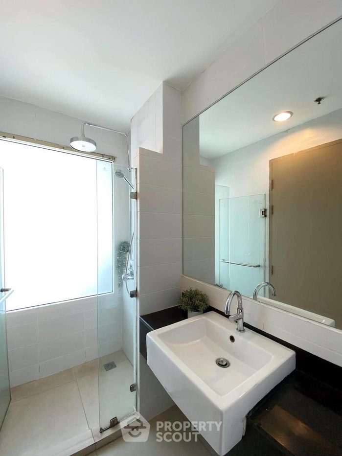 picture 1-BR 32 Sqm At Ideo Mix Phaholyothin, 100m To BTS Saphan Khwai (ID 2107436) - 9/9