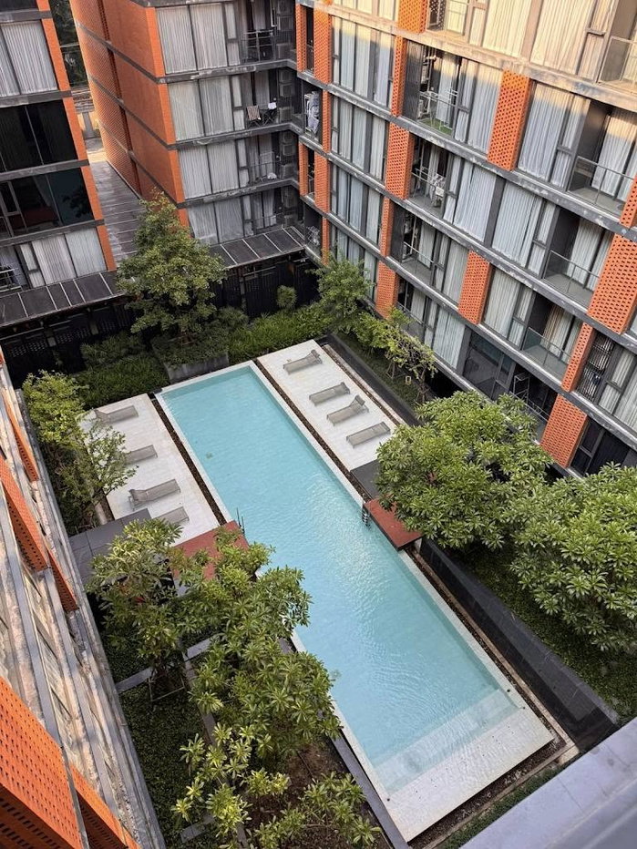 รูป (FY037) ให้เช่า Quintara Treehaus Sukhumvit 42 ชั้น 10 ห้อง 1 ห้องนอน วิวสระ ใกล้ BTS เอกมัย - รูปที่ 3/8