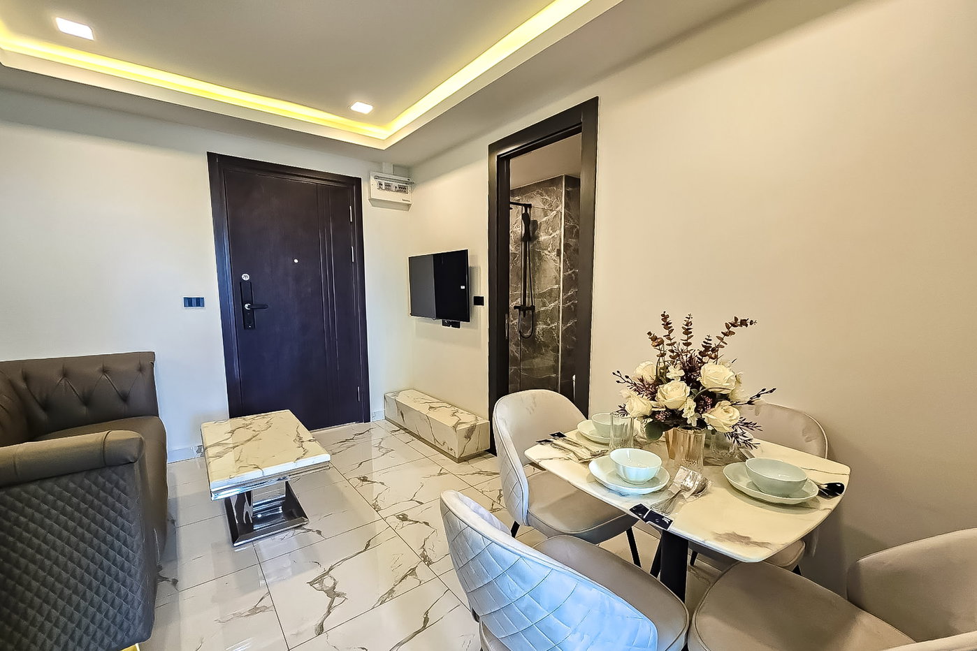 picture Condo for Sale Arcadia Millennium Tower 1Bed High Floor - 2/10