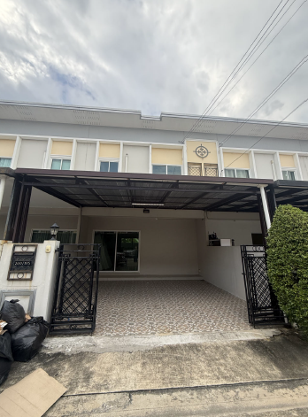 picture TOWN HOUSE 22.2 Sq.w. Khlong Sam Wa Bangkok for 3.3M - 9/17