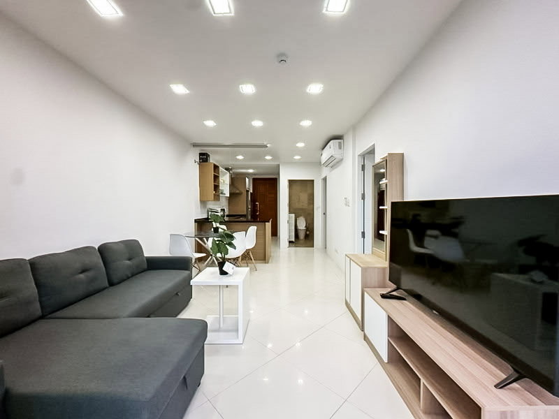picture Beachfront Sea View Condo for Sale Laguna Heights Wongamat - 3/19