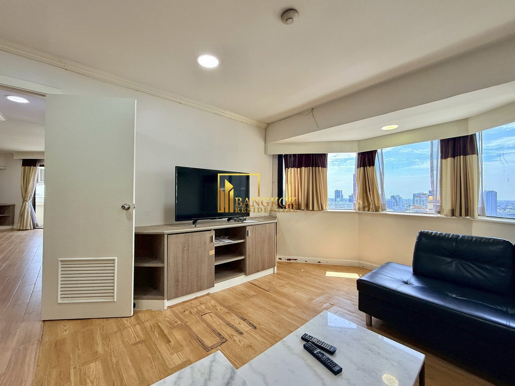 picture Baan Suanpetch | Renovated 3 Bedroom Condo in Sukhumvit 39 - BR15652CD - 4/33