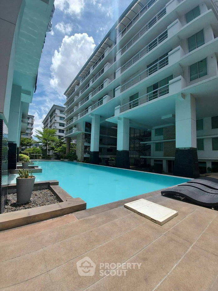 picture Well-Priced 2-BR Condo, Waterford Sukhumvit 50, Near BTS On Nut (ID 995309) - 10/23