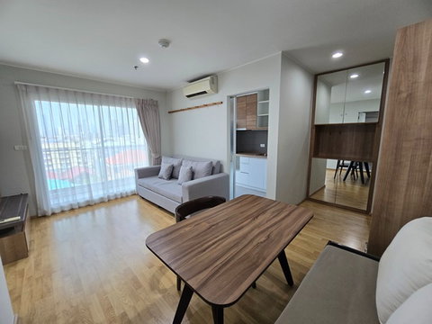 🔥Special deal for rent🔥 Private corner room with big balcony at U Delight Residence Pattanakarn-Thonglor