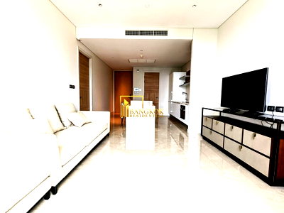 คอนโดให้เช่า : Sindhorn Residence | Modern 1 Bedroom Luxury Condo in Langsuan - BR18915CD