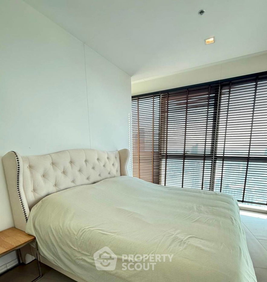 รูป คอนโดมิเนียม 3 ห้องนอน 207 ตร.ม. ขาย The River Condominium ใกล้ BTS สะพานตากสิน 400 ม. (ID 3153022) - รูปที่ 8/9