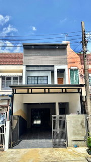​ ทาวน์เฮ้าส์ รีโนเวทใหม่ หมู่บ้าน ดวงกมล ซอยพระยาสุเรนทร์ 35 บางชัน คลองสามวา ถนนรามอินทรา