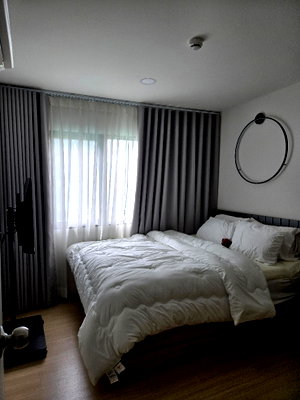 Condos for rent : Room for rent 1-3-6 months 2bedrooms 