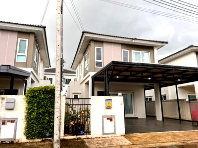 ขายบ้านเดี่ยว : 🏡✨ ขายบ้านเดี่ยว 2 ชั้น ในโครงการ พร้อมคลับเฮ้าส์และสระว่ายน้ำ เชียงราย ✨  #5C4MG0668