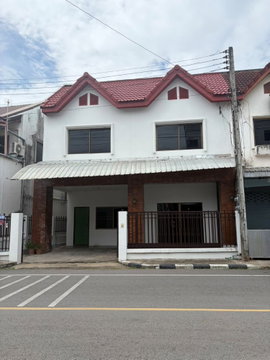 ขายทาวน์เฮาส์ 2 ชั้น หมู่บ้านวรุณนิเวศน์ พร้อมเข้าอยู่ ทำเลดี ใกล้ เซ็นทรัล เชียงใหม่ แอร์พอร์ต