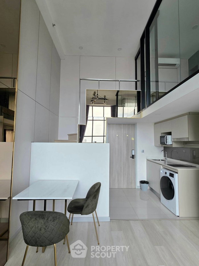 picture 1-BR Condo, 28th-Floor 44 Sqm At Knightsbridge Prime Sathorn, BTS Saint Louis (ID 3155821) - 2/6