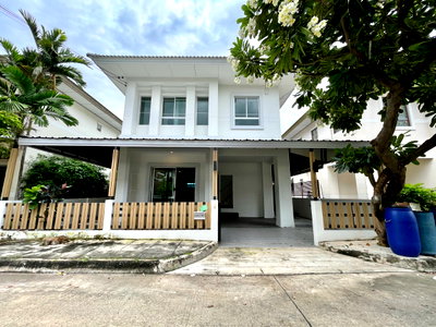ขายบ้านแฝด : ขาย บ้านเดี่ยวรีโนเวทใหม่ พร้อมพัฒน์ 1 หทัยราษฎร์ 39 แต่งสไตล์ MUJI Minimal พร้อมเข้าอยู่ ราคาคุ้มกว่าหลังอื่น