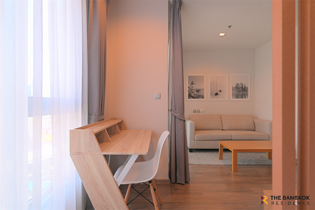picture Life Ladprao Valley near BTS Ha Yaek Lat Phrao Move-in Ready, Just Bring Your Stuff - 7/10
