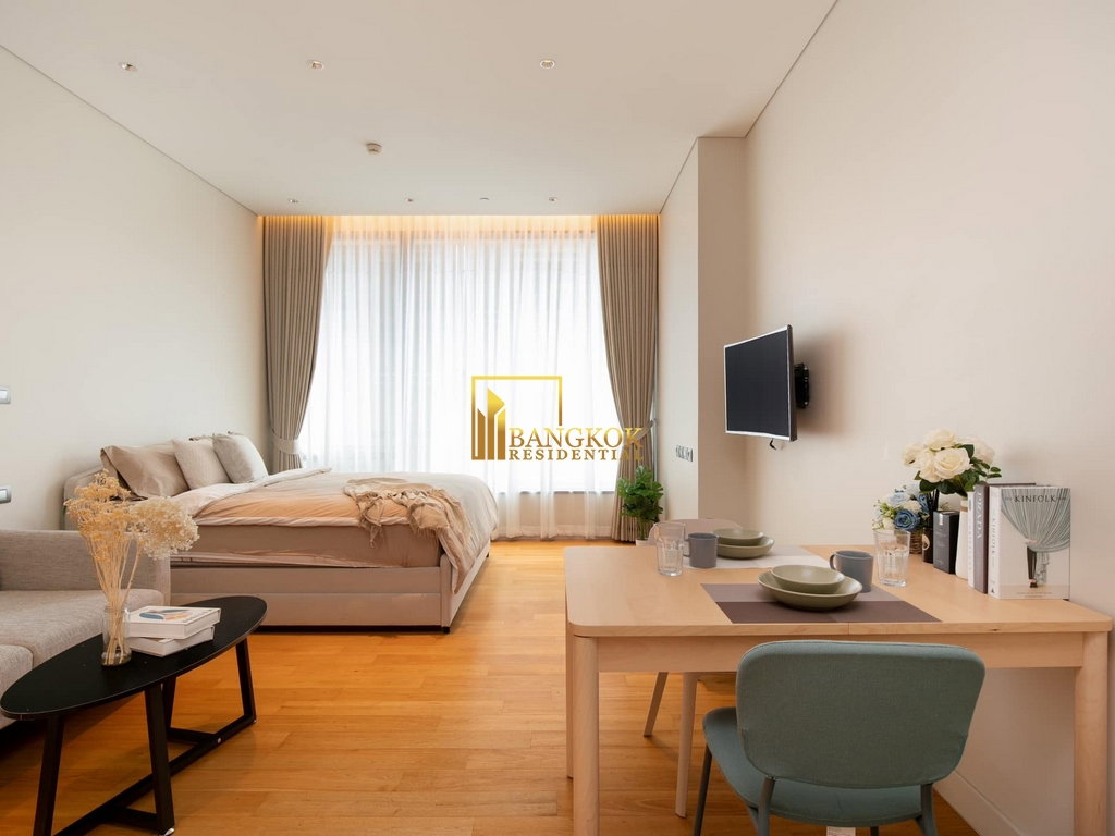 รูป Sindhorn Residence | Luxurious Studio Type Condo For Rent - BR17531CD - รูปที่ 2/23