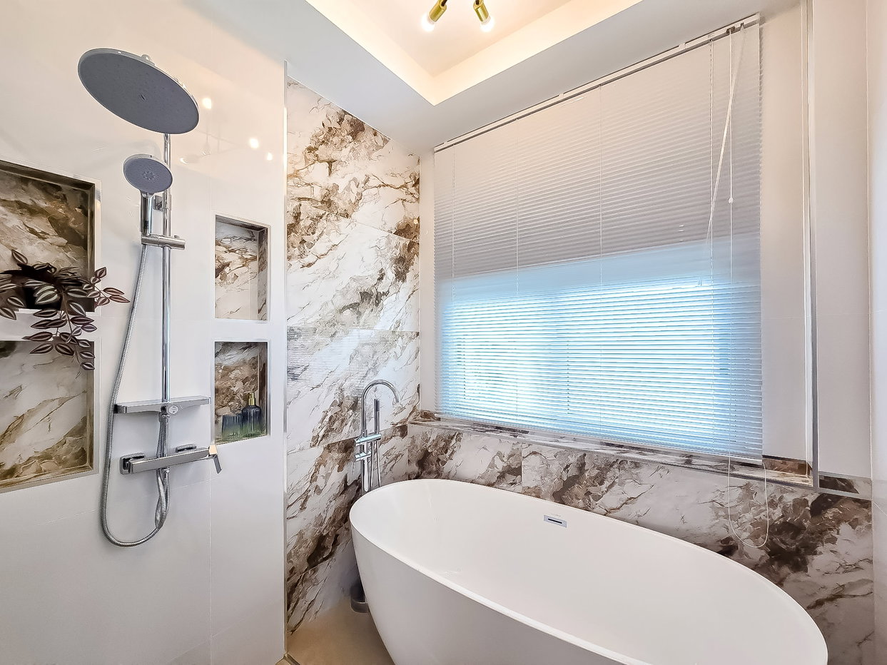 รูป High End Pool Villa for Sale East Pattaya 4 Bed Private Pool - รูปที่ 10/21