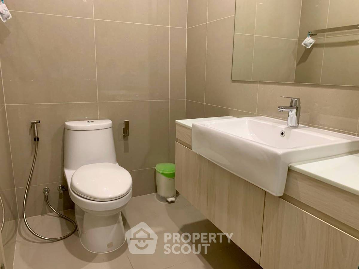 รูป คอนโด 2 ห้องนอน 60 ตร.ม. ชั้นสูง ที่ Noble Recole Sukhumvit 19 ใกล้ MRT สุขุมวิท 400 ม. (ID 3155607) - รูปที่ 10/11